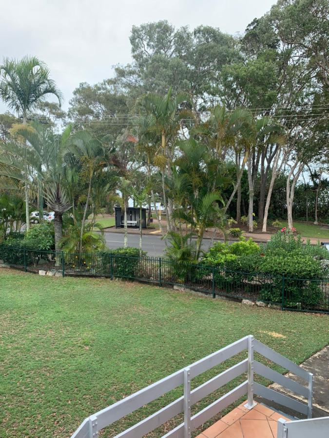 Beachfront At Silver Sands Hervey Bay Exterior photo